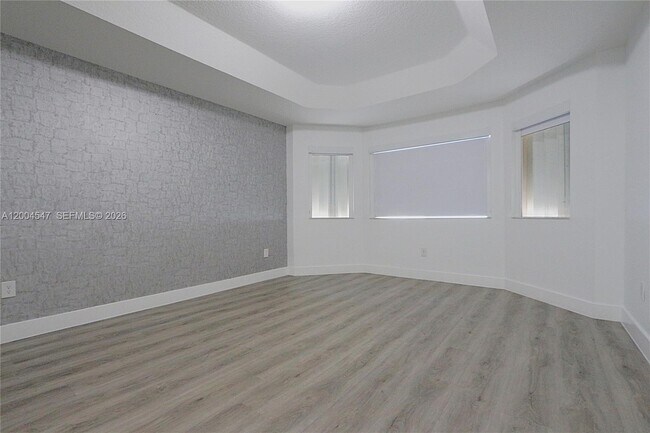 Building Photo - 7392 NW 112th Ct