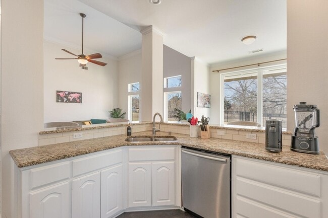 Building Photo - 3227 Preston Hills Cir