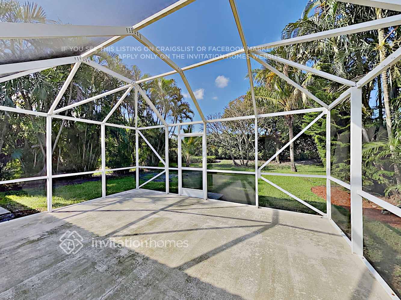 Building Photo - 1156 Rialto Dr
