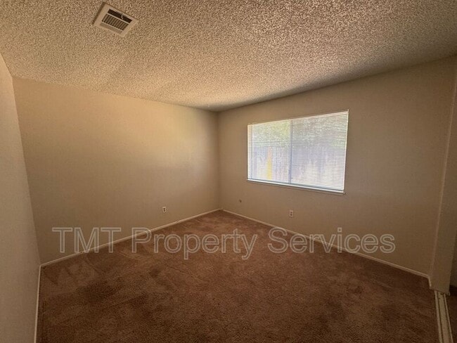 Building Photo - 9341 Camada Ct