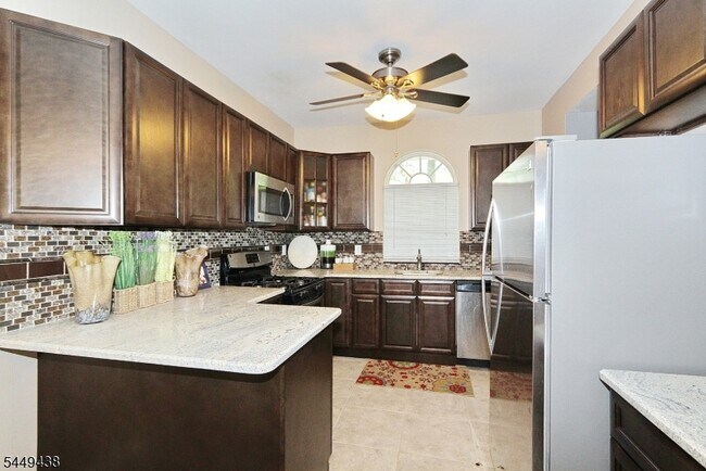 Building Photo - 1408 Norwood Way