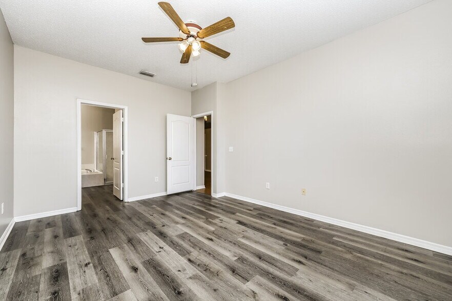 Building Photo - 22820 Marsh Wren Dr