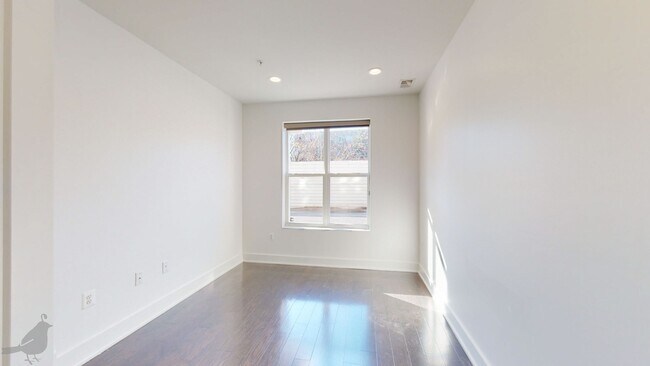 Building Photo - Stunning and Spacious Duplex in Brookland w/ Parking!