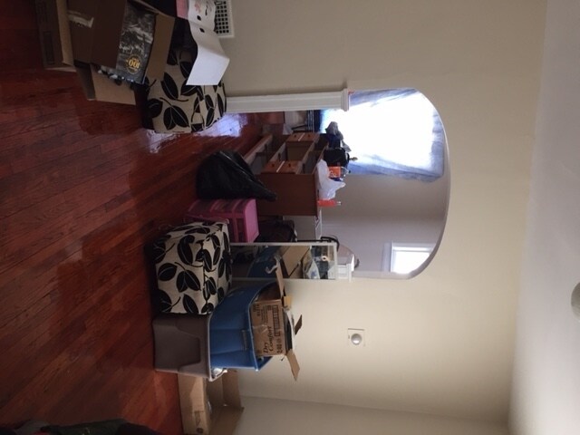 Interior Photo - 466-468 Colvin St