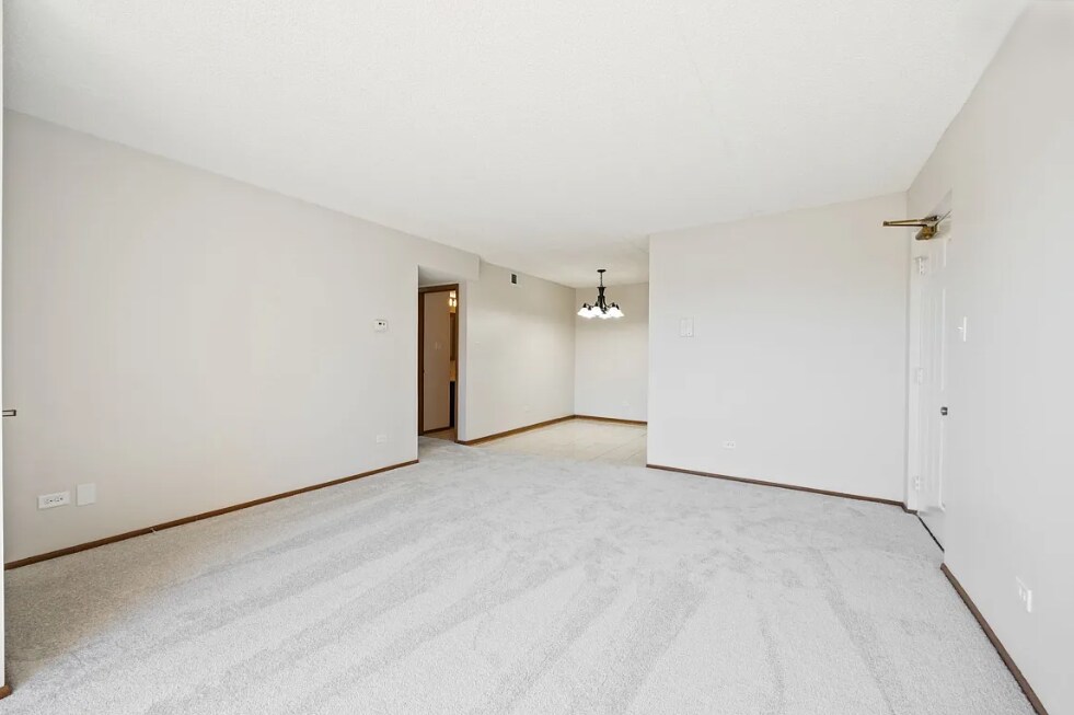 Building Photo - 17525 71st Ct