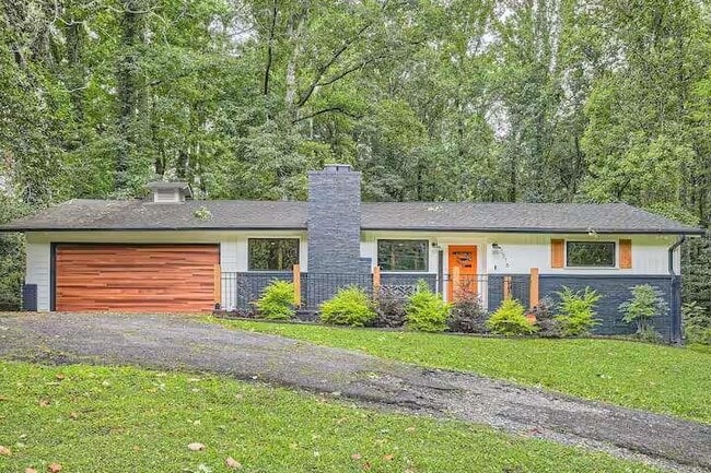 Primary Photo - 3516 Dale Ln SW
