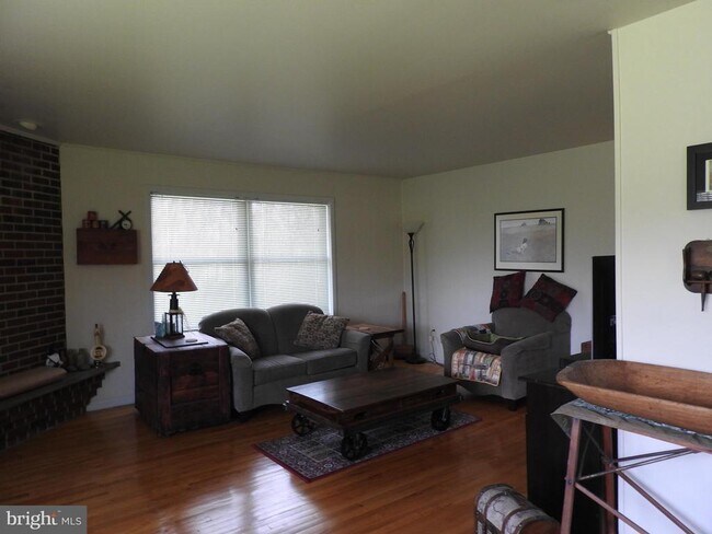 Building Photo - 2711 Bel Pre Rd