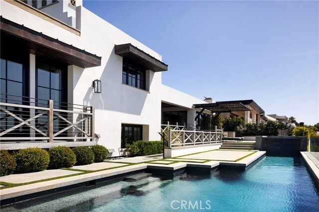 Building Photo - 7 Seabreeze Terrace