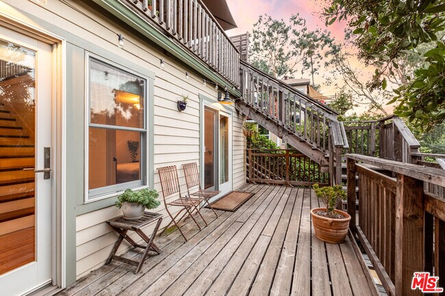 Building Photo - 6271 Saylin Ln