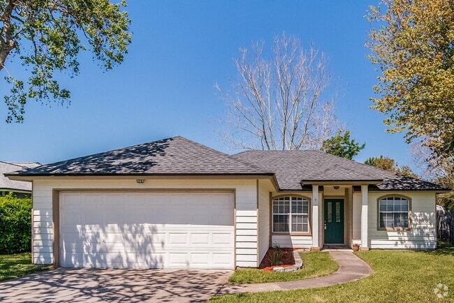 Building Photo - 2520 Ambrosia Dr