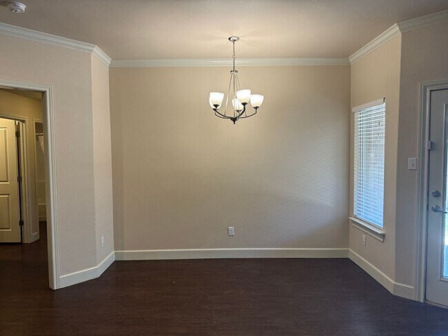 Building Photo - 9803 Avenue V