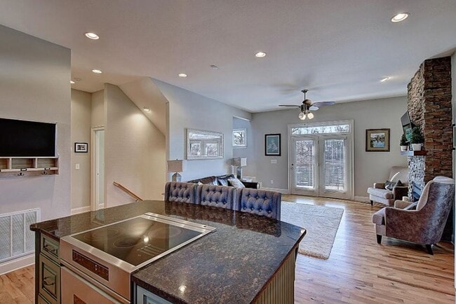 Building Photo - GORGEOUS LAKE HOUSE! 3 Bedrooms/3.5 Baths on Boone Lake, Private Dock, Fireplace & More! $3,900 m...