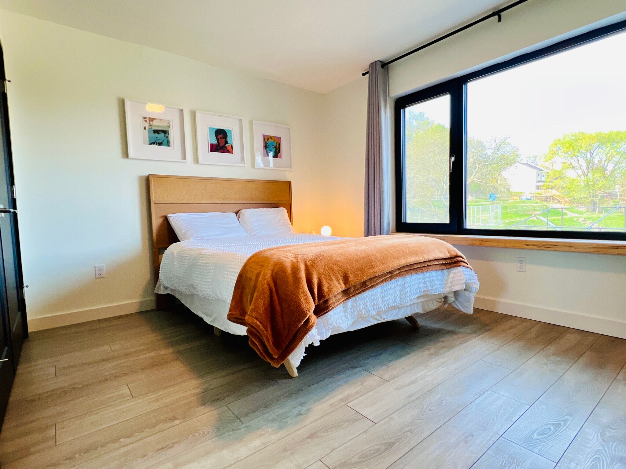 Building Photo - 803 54th St