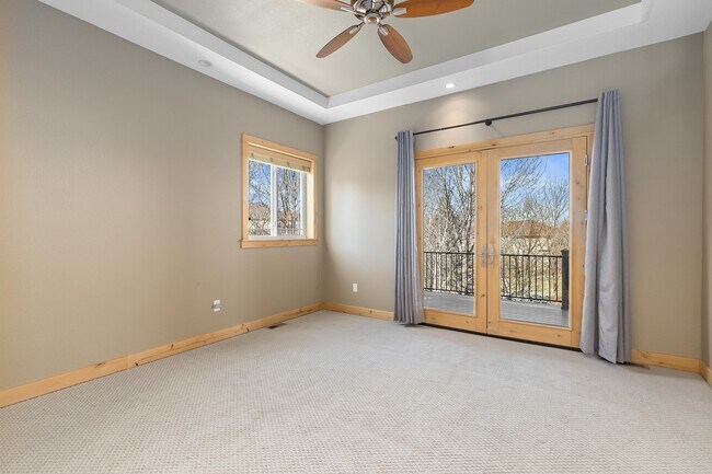 Building Photo - 348 Meadow View Pky