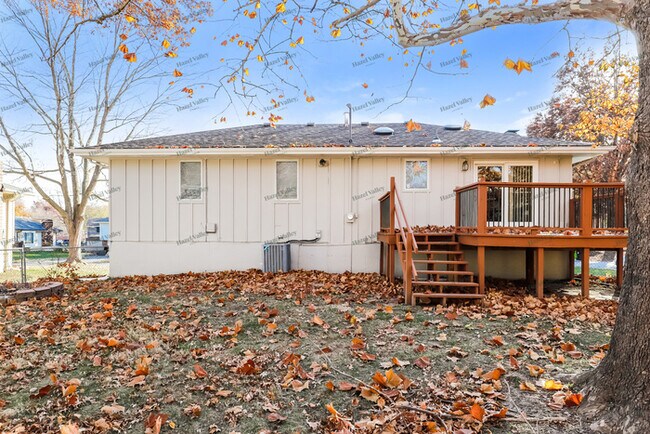 Building Photo - 816 SE 13th St