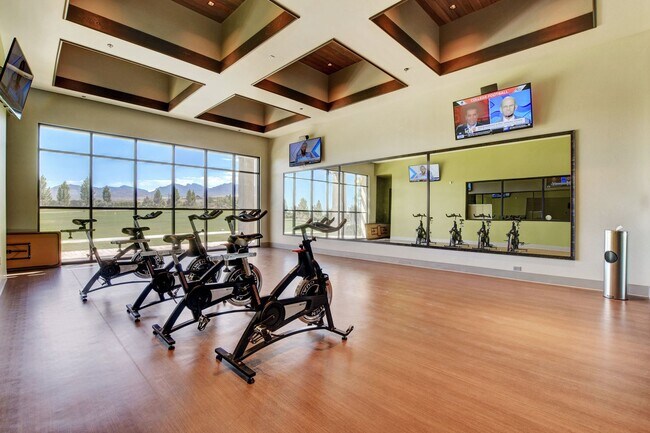 Building Photo - Stunning 3 Bedroom in Skye Canyon Master P...