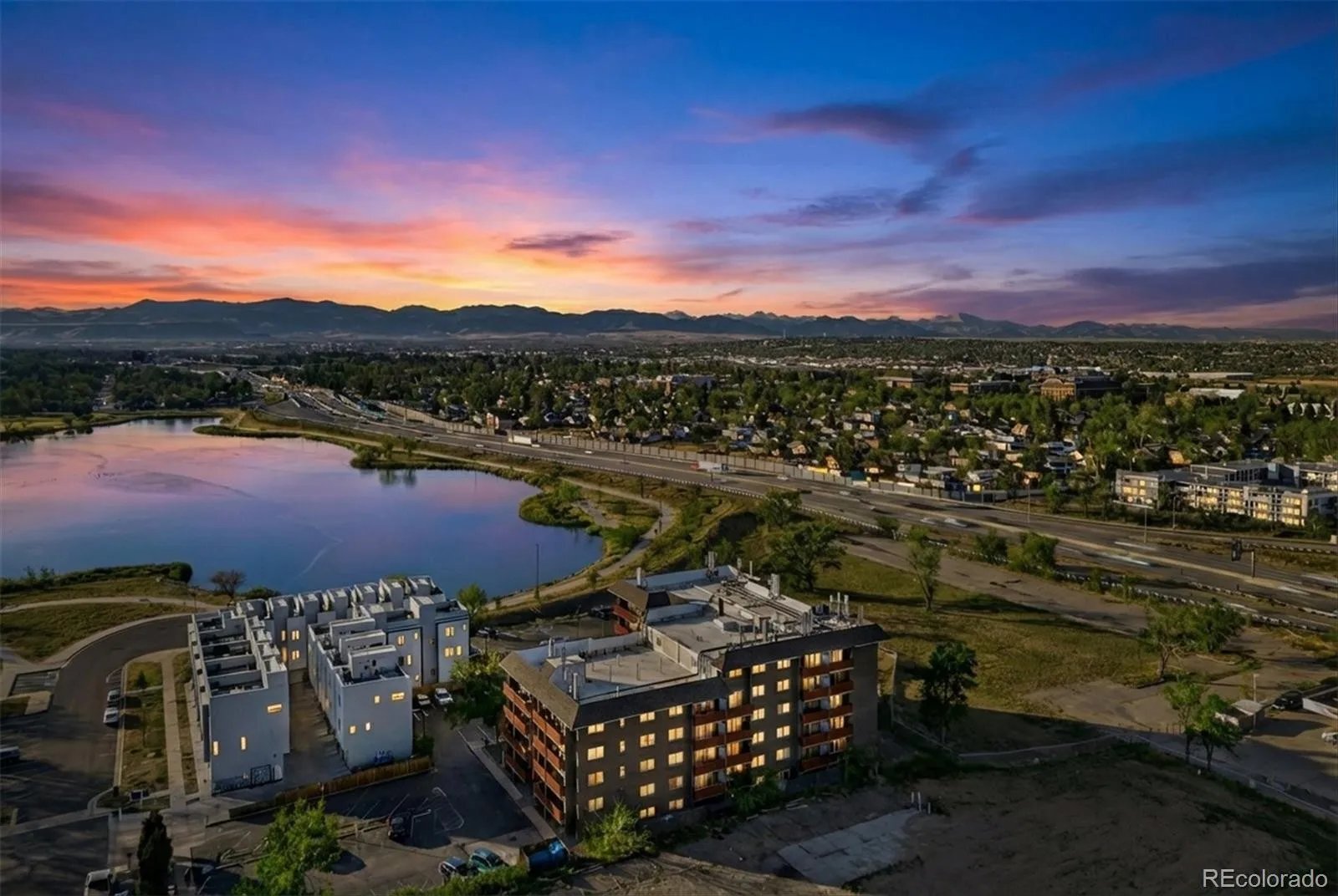 Building Photo - 3047 W 47th Ave