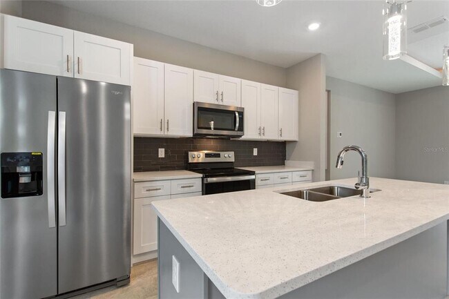 Building Photo - 3327 Trapper Ln