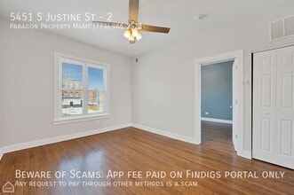 Building Photo - 5451 S Justine St