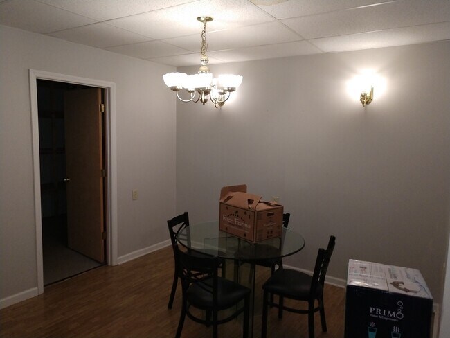 Dining Room - 1101 Odes Wilson Rd