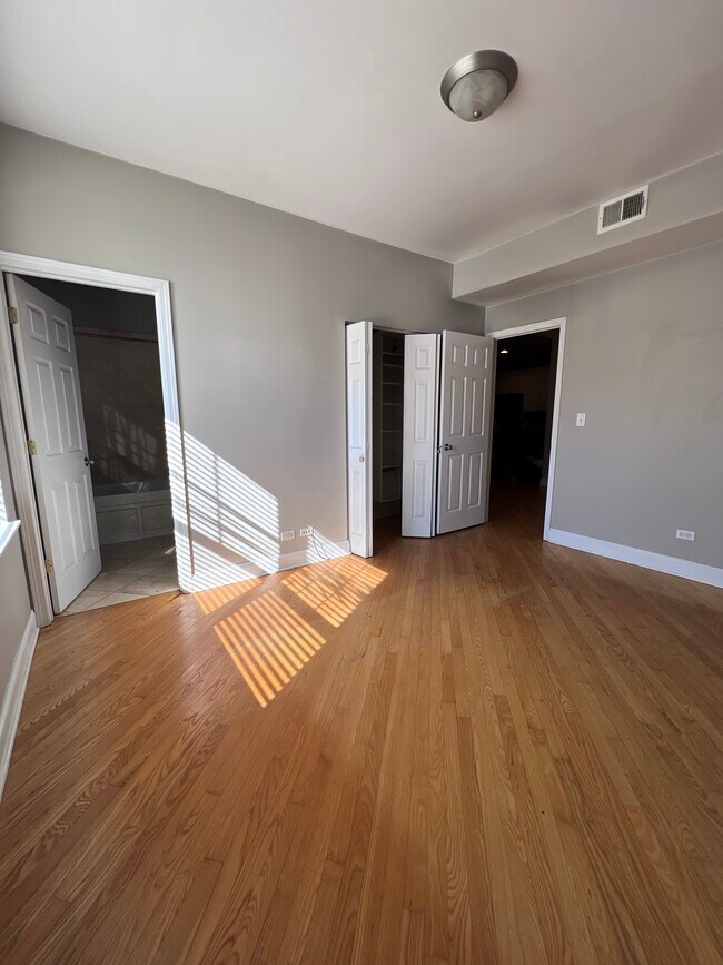 Bedroom 1 - 5880 N Ridge Ave