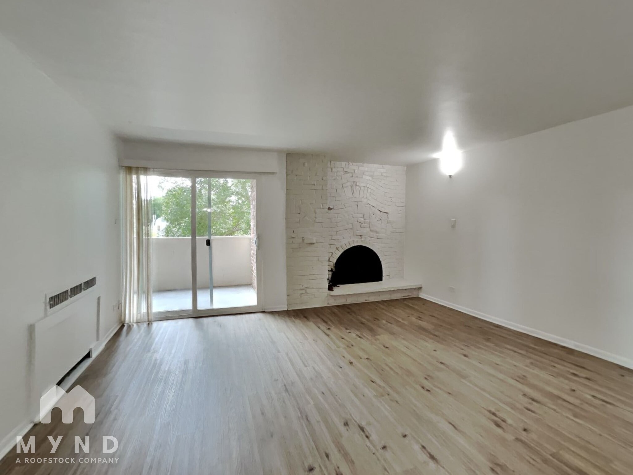 Building Photo - 1366 Garfield St