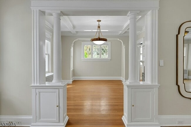 Building Photo - 12 Wetmore Ave