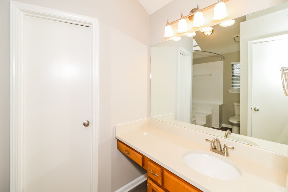 Building Photo - 2812 Country Farms Ct