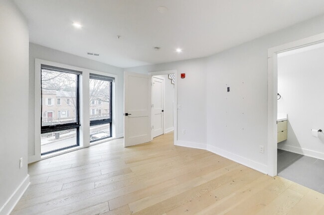 Building Photo - 5101 Connecticut Ave NW