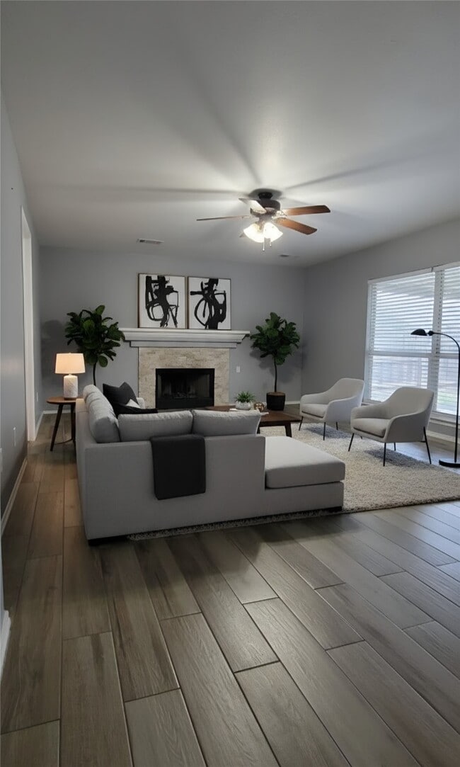 Building Photo - 5210 Nautilus Ln