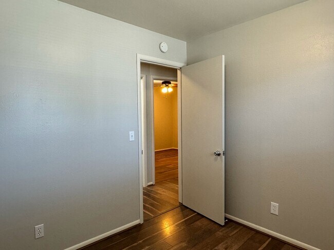 Building Photo - 7295 Winona Ct