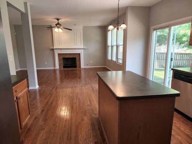 Building Photo - 1546 Clear Dr