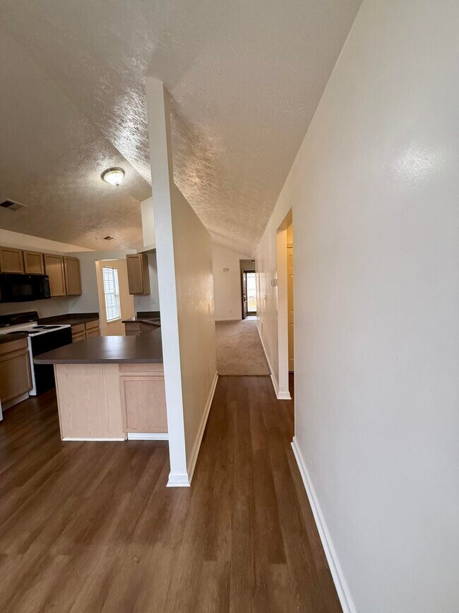 Building Photo - 781 Nickwood Trail