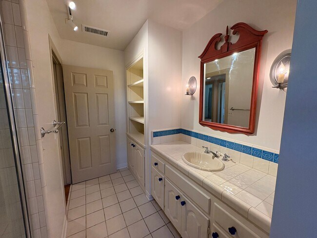 Building Photo - Welcome to your dream home in the heart of...