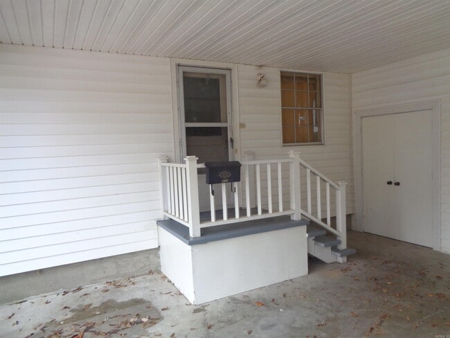 Building Photo - 9209 Clover Hl Rd