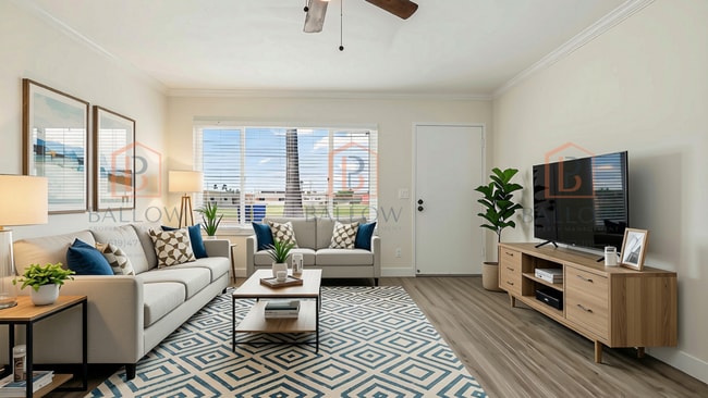 Building Photo - 499-457 H St