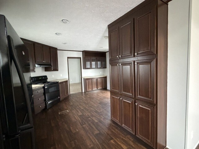 Building Photo - 102 Preston Dr