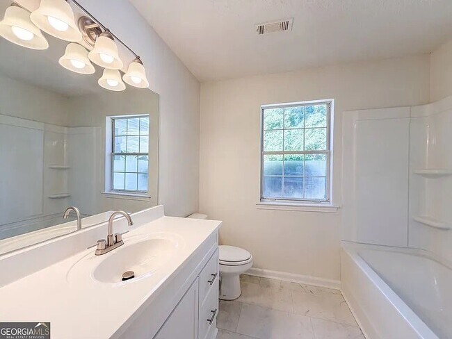 Building Photo - 105 Nanci Ct