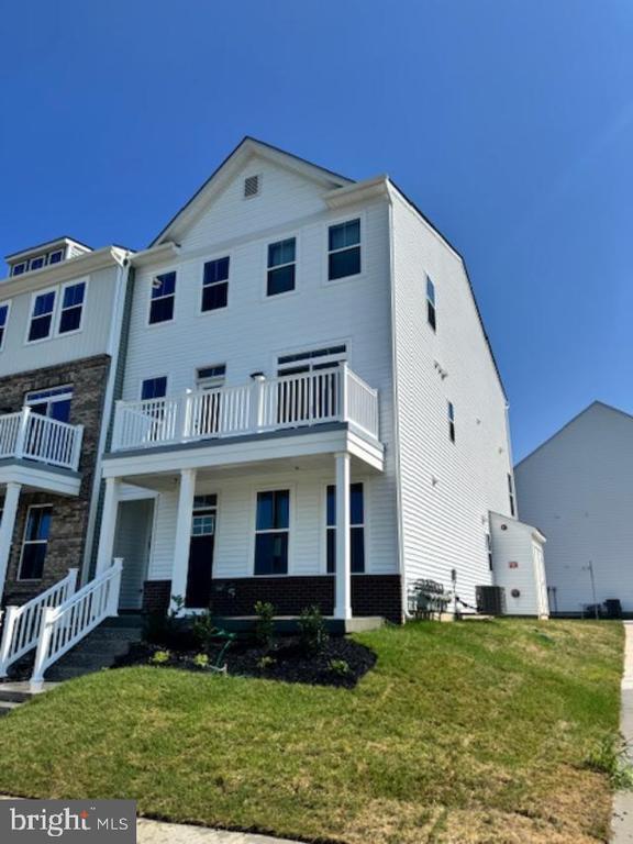 Building Photo - 701 Platinum Dr