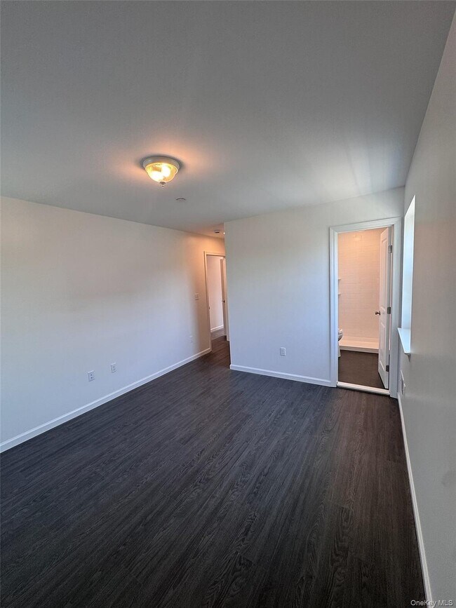 Building Photo - 3-42 B 46 St