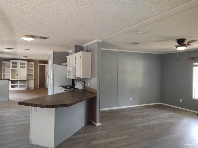 Building Photo - 9434 Cornfield Way