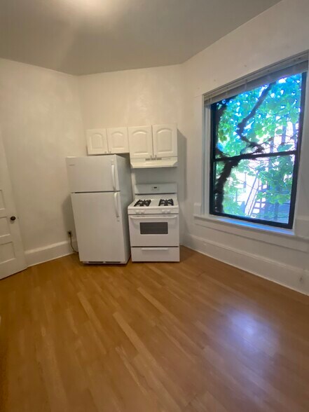 Building Photo - 514 Ivy St