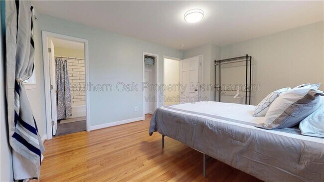 Building Photo - 106 Azalea Dr