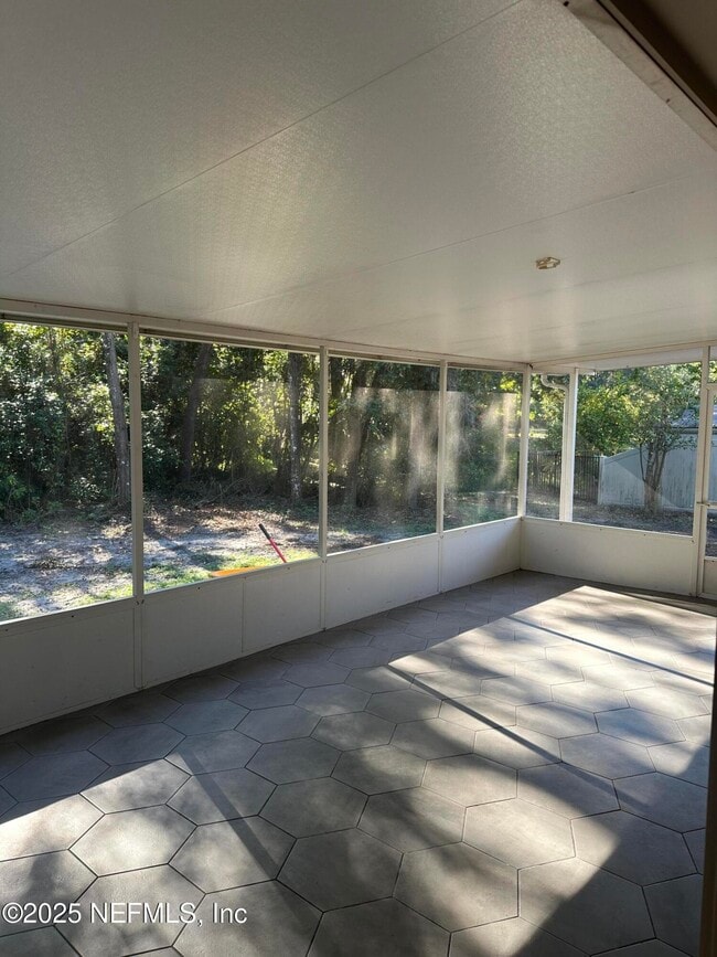 Building Photo - 12265 Marbon Estates Ln E