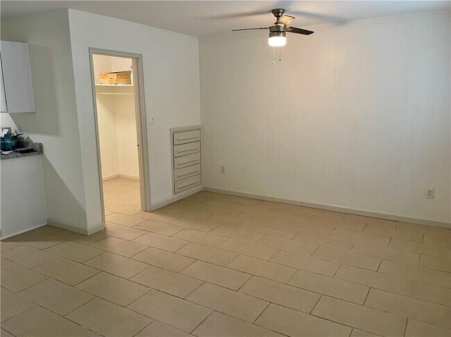 Building Photo - 1718 Dunlap Ave