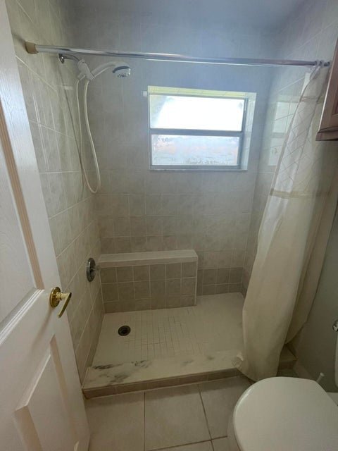 Building Photo - 829 Timberview Dr