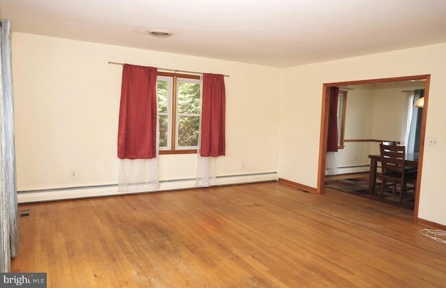 Building Photo - 7135 Bowers Rd