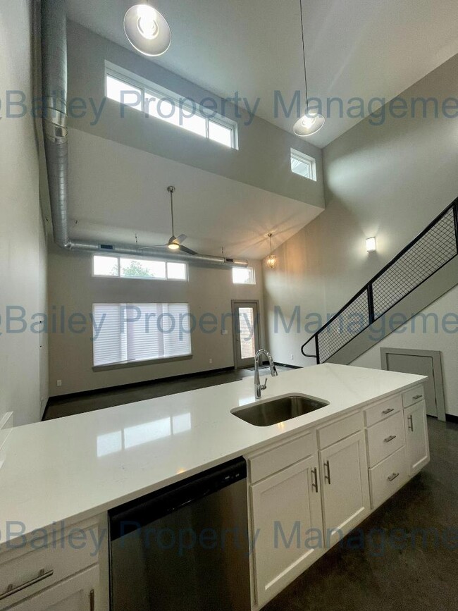 Building Photo - 3814 Jett Ln