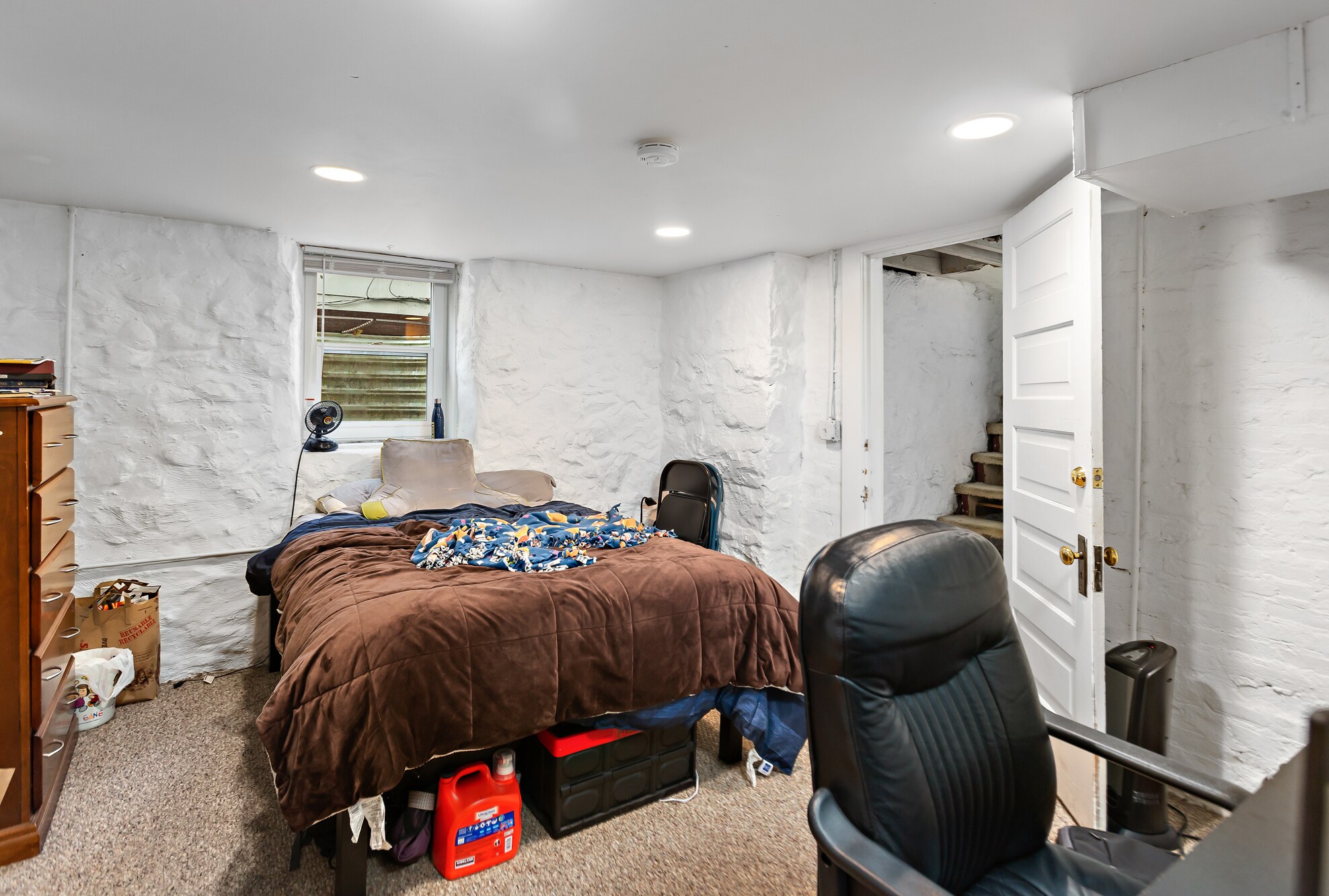Basement bedroom middle - 1209 E University Ave