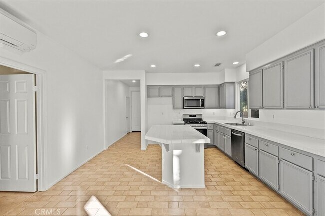 Building Photo - 19914 Via Joyce Dr